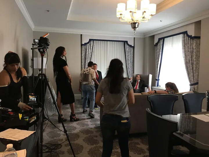 Behind the scenes from Viva, photograph 2
