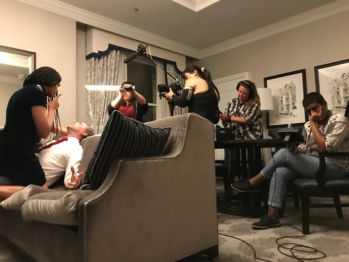 Behind the scenes from Viva, photograph 11
