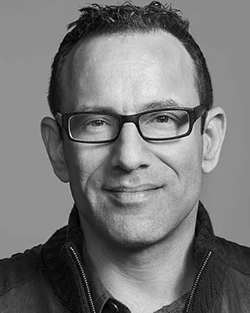 Portrait of Marc Smolowitz